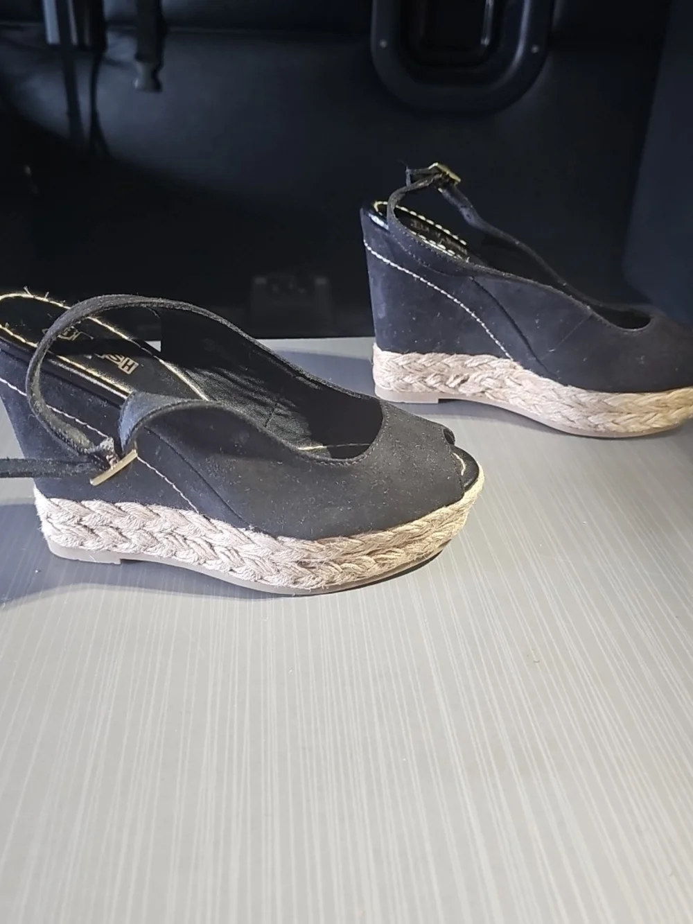BRASH Black Suede Peep Toe Sling Back‎ Wedge Shoes Women's 5 Excellent PreOwned